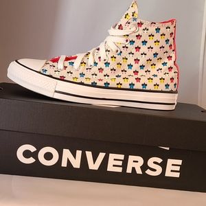 Converse Chuck Taylor All Star Women's Size 7